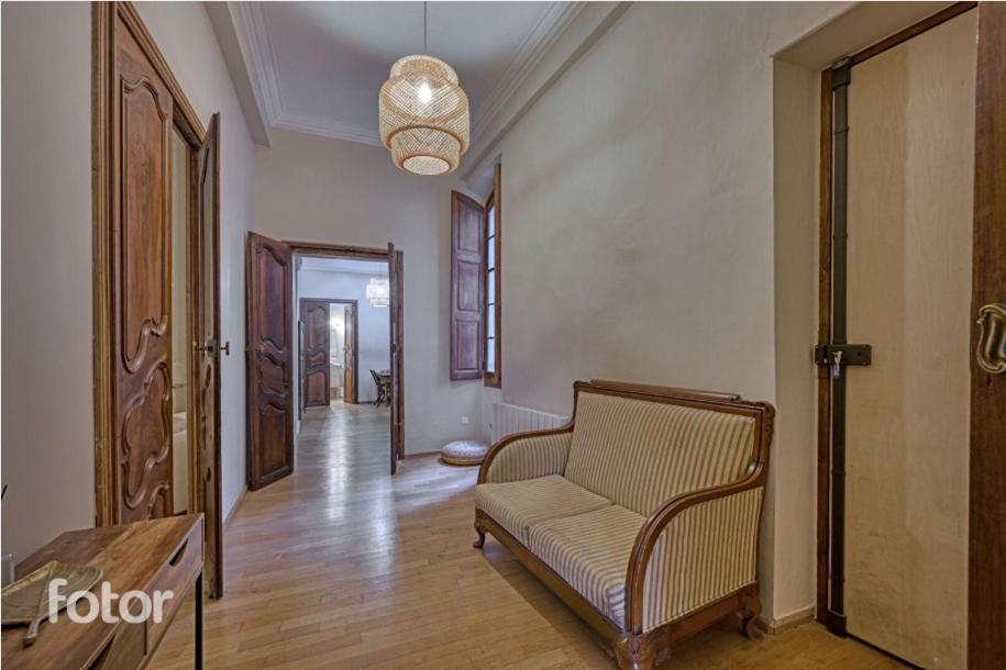 Superbe Appartement 95M2 Proche Arenes- Parking Offert Nîmes Zewnętrze zdjęcie